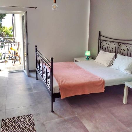Minimalistic Oasis By The Sea In Stanici Villa เซลินา ภายนอก รูปภาพ