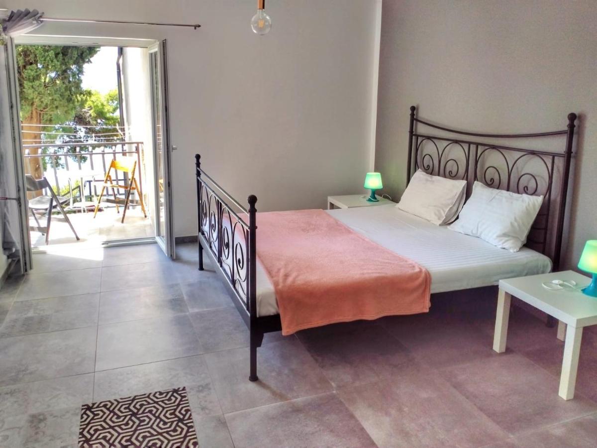 Minimalistic Oasis By The Sea In Stanici Villa เซลินา ภายนอก รูปภาพ